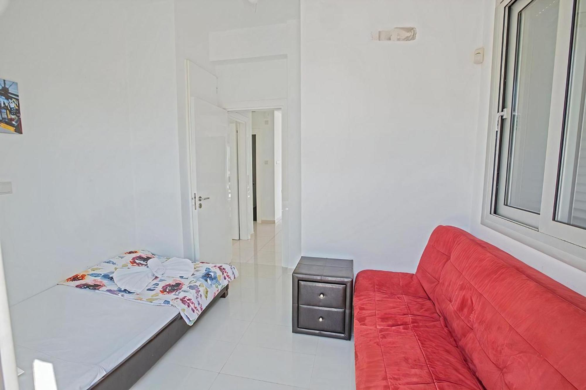 Villa Protara Chrysos - Beautiful 5 Bedroom Protaras Villa - Walking Distance To Fig Tree Bay Exterior foto
